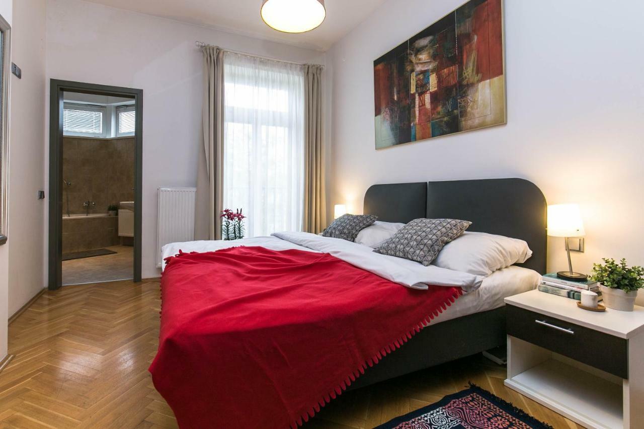 Art Apartments Prague II Екстер'єр фото