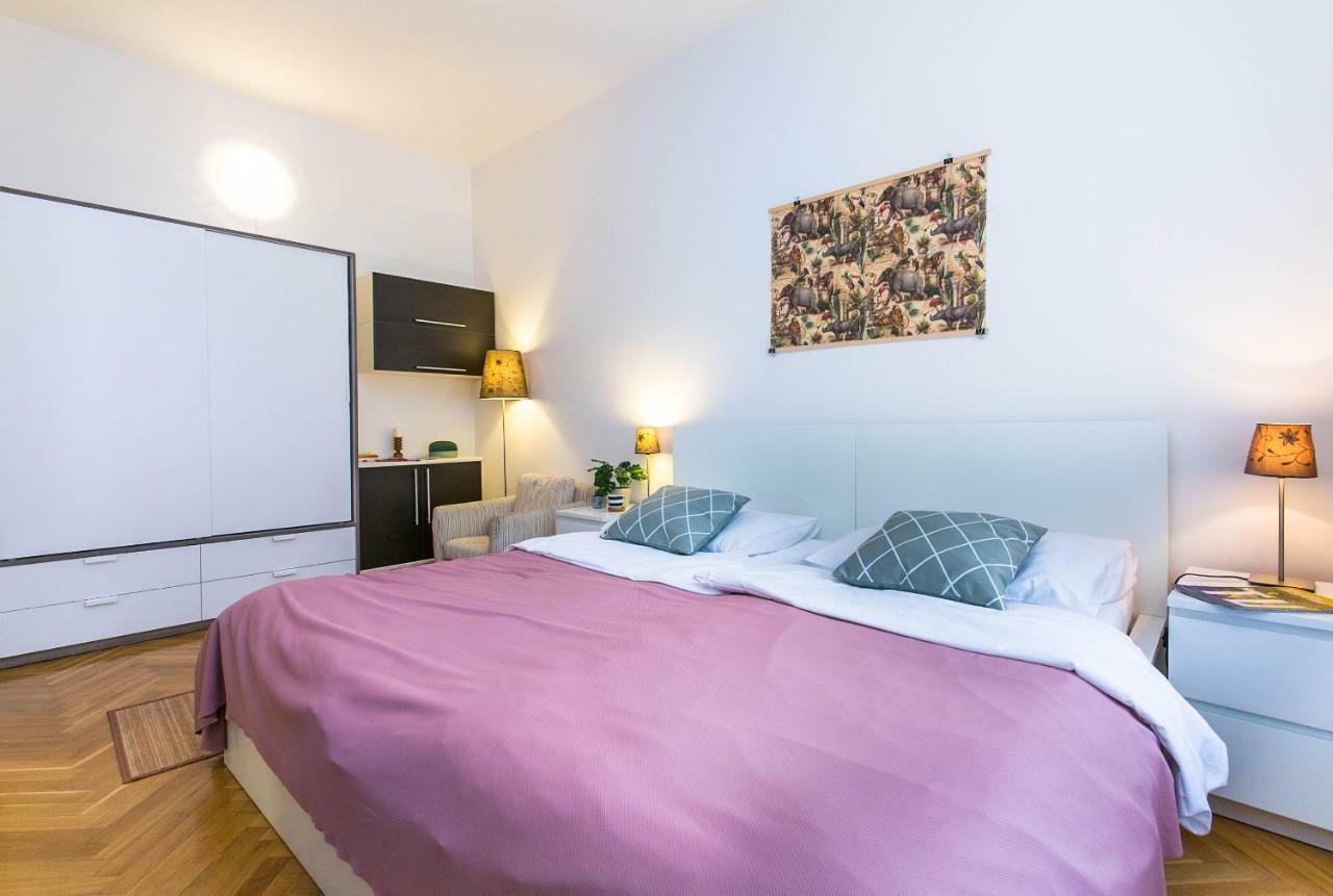 Art Apartments Prague II Екстер'єр фото